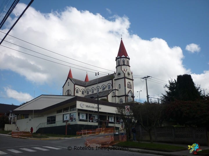 Igreja Sagrado Coracao - Puerto Varas - Lagos Andinos
