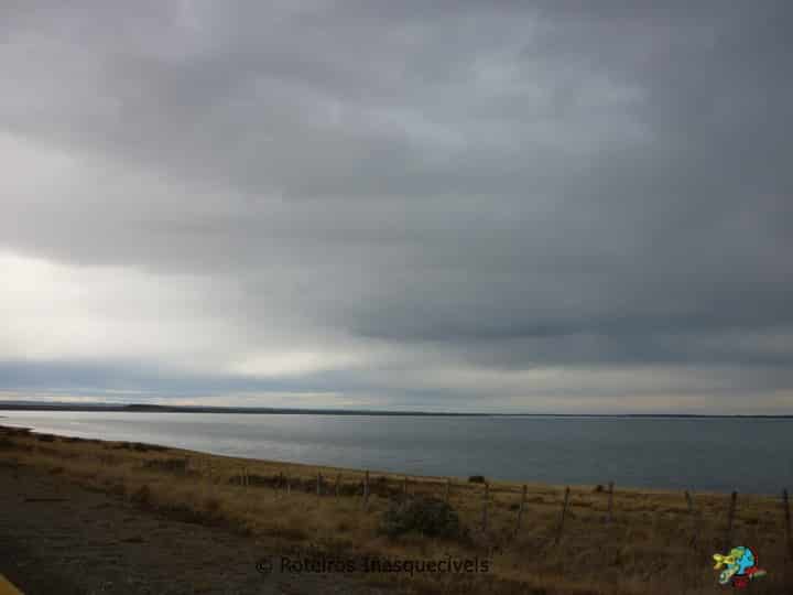 Estrada Punta Arenas para Puerto Natales - Patagonia Chilena