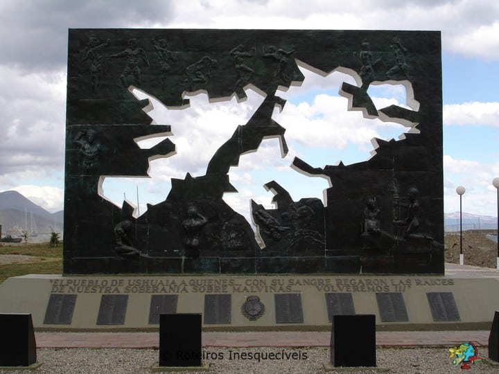 Monumento Guerra Malvinas - Ushuaia - Patagonia Argentina