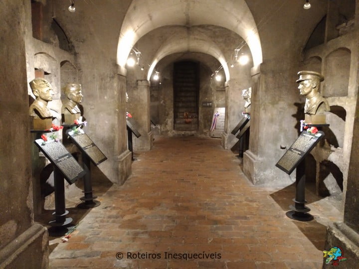 Národní památník hrdinů heydrichiády - Praga - República Tcheca