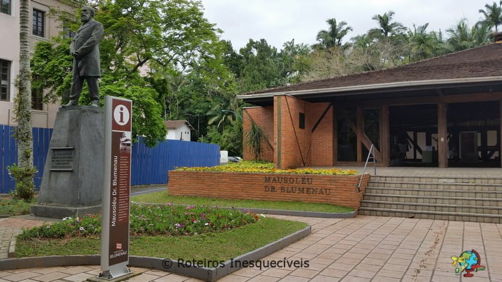 Mausoleu - Blumenau - Santa Catarina