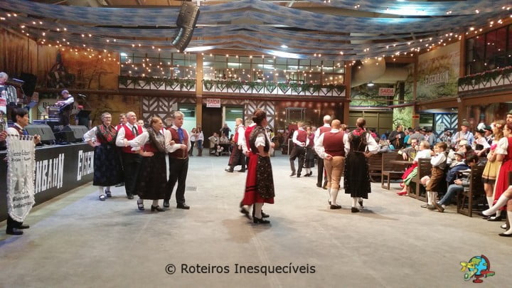 Dancas Tipicas - Oktoberfest - Blumenau - Santa Catarina