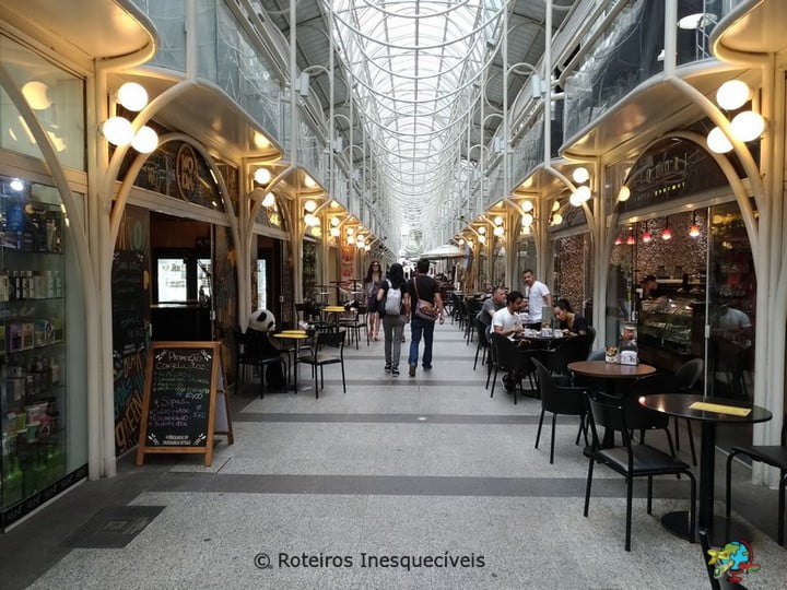 Rua 24 Horas - Curitiba - Parana