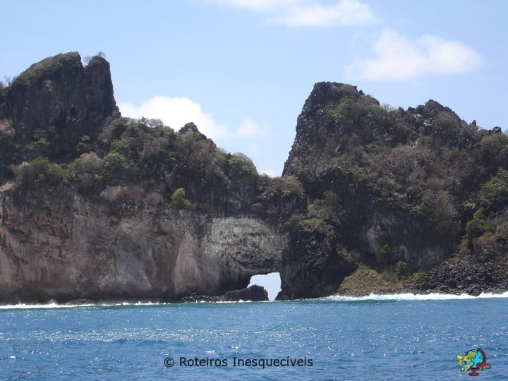 Passeio de Barco - Fernando de Noronha - Brasil