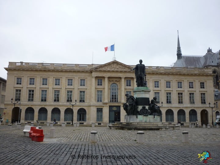 Place Royale - Reims - Franca